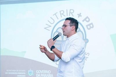Lucas Ribeiro assina contratos do programa NUTRIR+ PB e reforça empenho do Governo no combate à fome