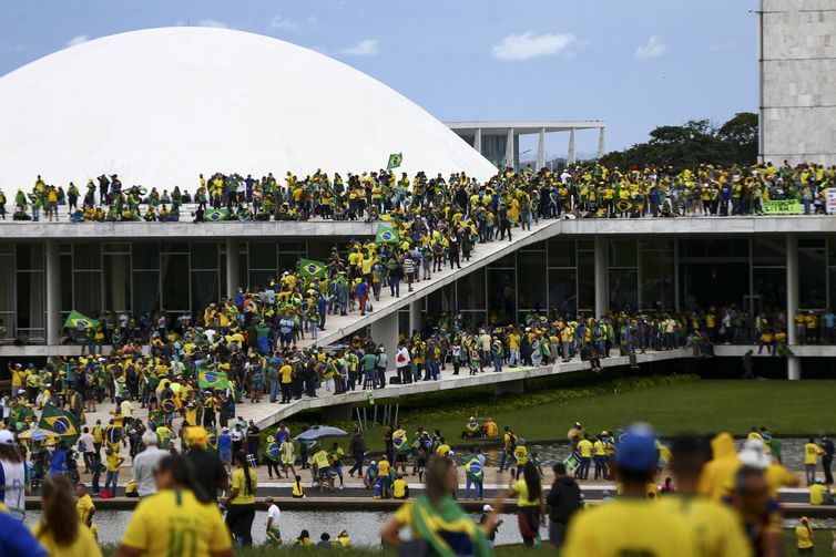 Motta convoca reunião nesta quarta para debater anistia