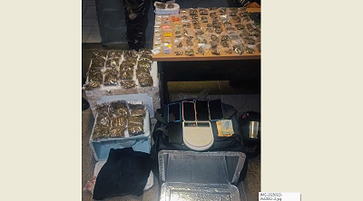 PM prende um casal por tráfico de drogas em Campina Grande