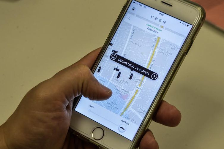 STF julgará vínculo trabalhista de motoristas e entregadores