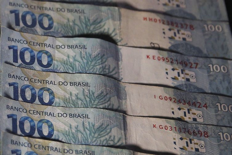 Brasileiros têm R$ 10,4 bilhões em valores esquecidos para resgatar