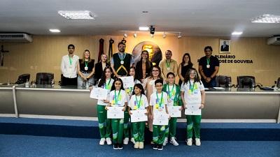 CMCG homenageia Alunos da rede municipal que se destacaram na Olimpíada Asiática