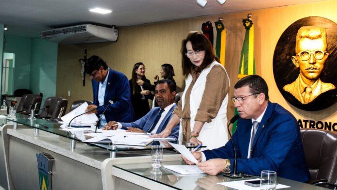 Vereadores discutem problemas relacionados à saúde durante sessão