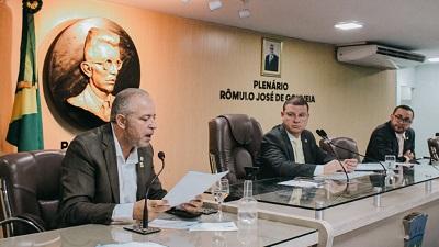 Parlamentares discutem infraestrutura, segurança e saúde pública