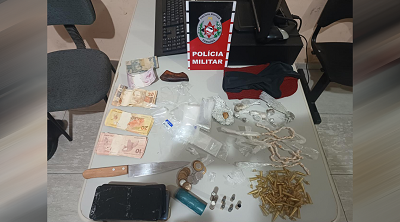 Polícia Militar prende suspeito por tráfico de drogas na cidade de Igaracy
