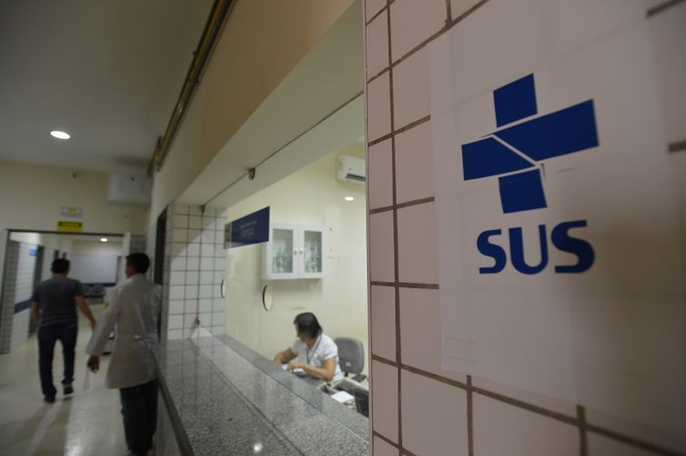Justiça determina que SUS forneça remédio para tratar câncer raro
