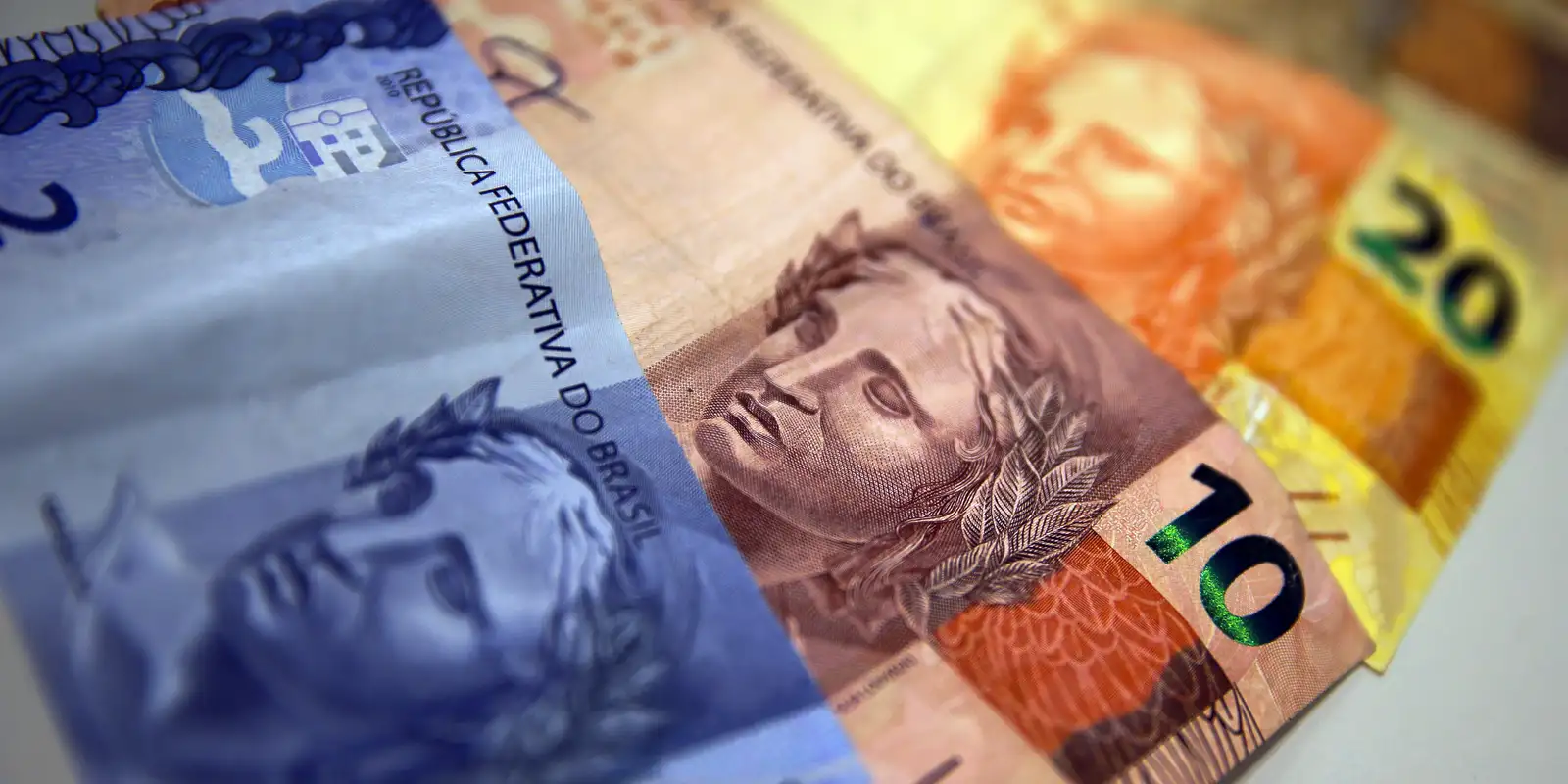 Mercado reduz previsão da inflação para 3,95% este ano