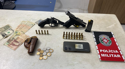 Polícia Militar apreende armas e cumpre mandado contra acusado de Homicídio, em São Bento