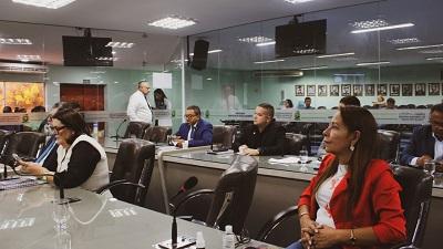 Câmara presta homenagem à Polícia Civil por atuação estratégica na segurança de Campina Grande