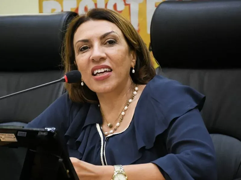 Cida Ramos assume presidência de federação que reúne PT, PV e PCdoB na Paraíba e aguarda definição de apoio à disputa do governo estadual