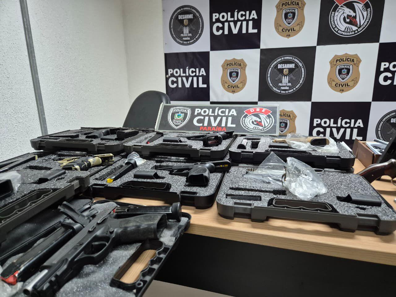 OPERAÇÃO SENHOR DAS ARMAS: Polícia Civil desarticula esquema de comércio irregular de armas de fogo e prende oito pessoas