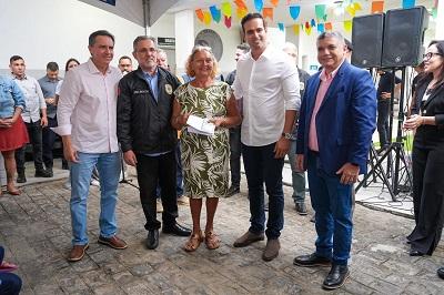 OPERAÇÃO RECUPERA: Polícia Civil realiza entrega de mais 400 aparelhos recuperados em Campina Grande