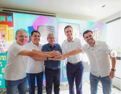 Em meio às articulações da base governista, Wilson Filho reúne Lucas, João, Nabor, cerca de 50 prefeitos e lideranças paraibanas.