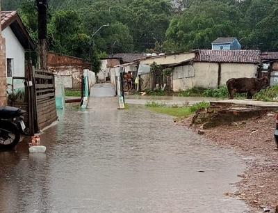 Governo monitora áreas de riscos e população afetada pelas fortes chuvas na Paraíba