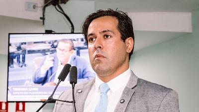 Médico denuncia práticas abusivas de planos de saúde durante tribuna livre na CMCG