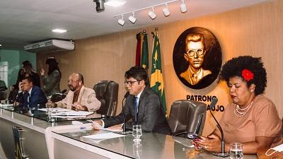 Vereadores repercutem na tribuna resultado das eleições